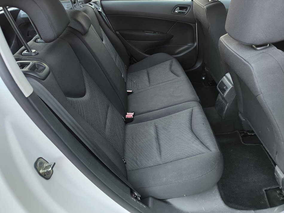 Peugeot 308 1.4i 