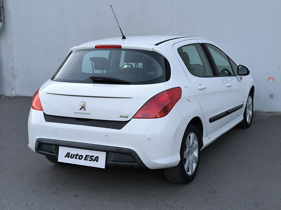 Peugeot 308 1.4i 
