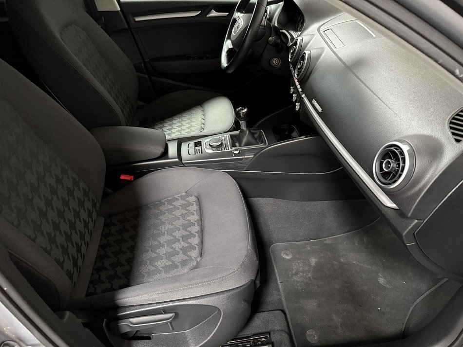 Audi A3 1.6TDi  Sportback