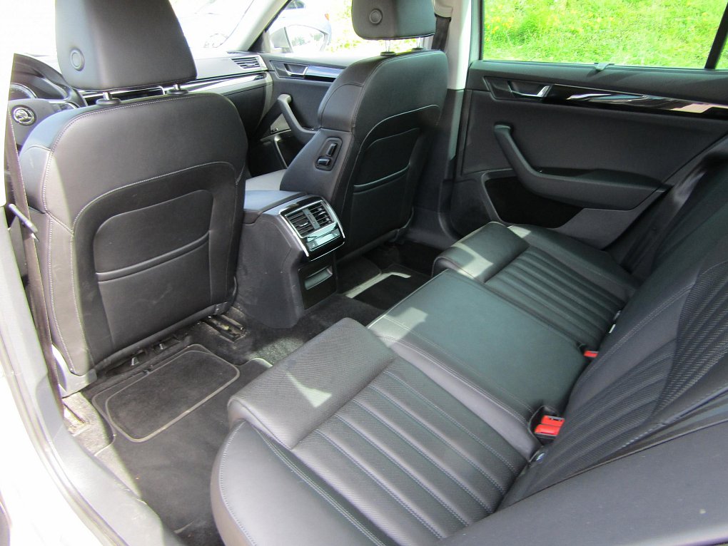 Škoda Superb III 2.0 TDi L&K 4x4