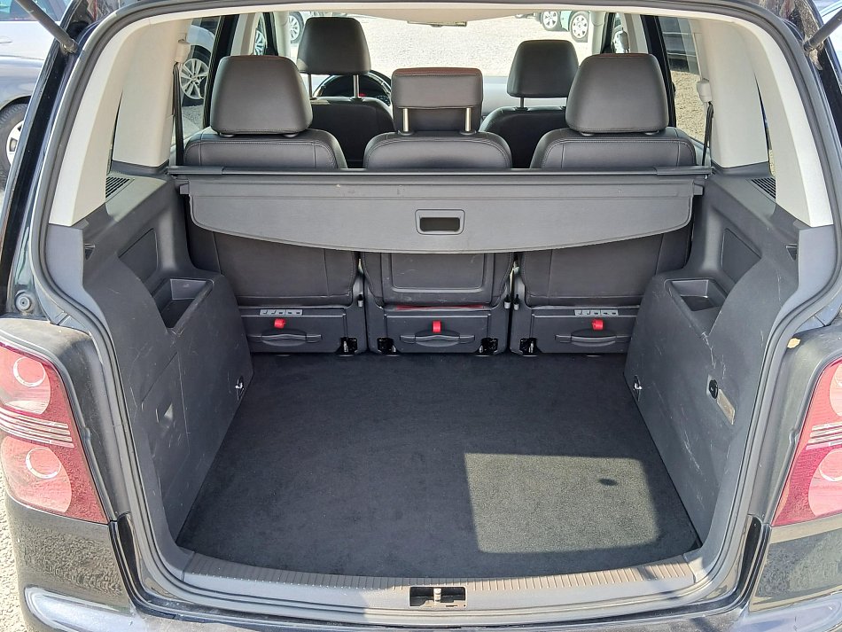 Volkswagen Touran 1.4TSi 