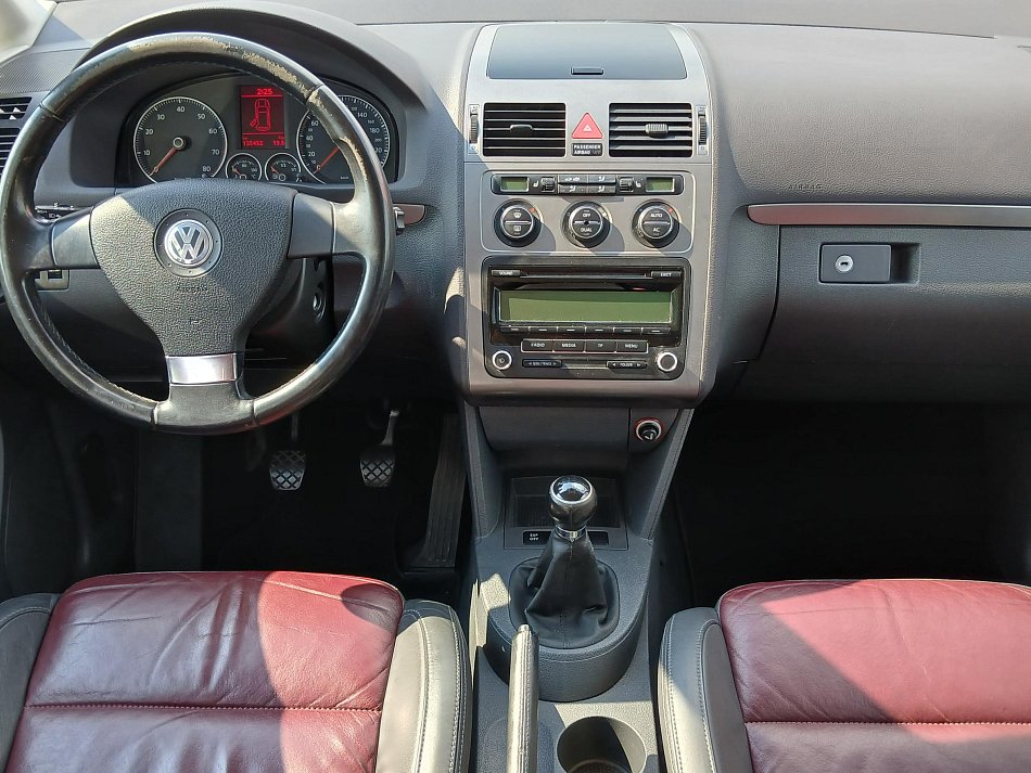 Volkswagen Touran 1.4TSi 