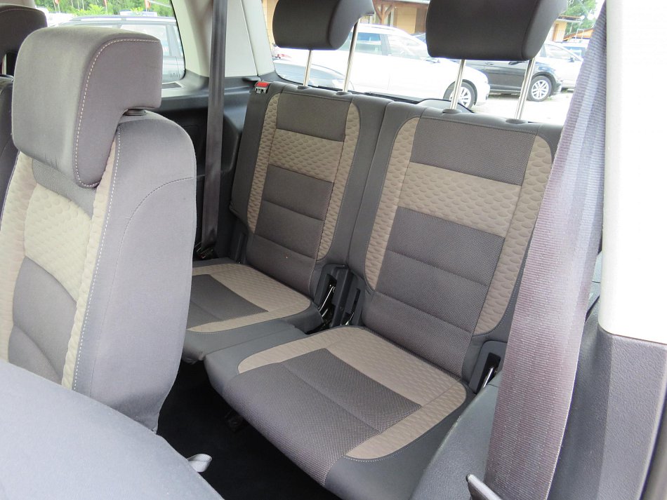 Volkswagen Touran 1.4 TSi CROSS