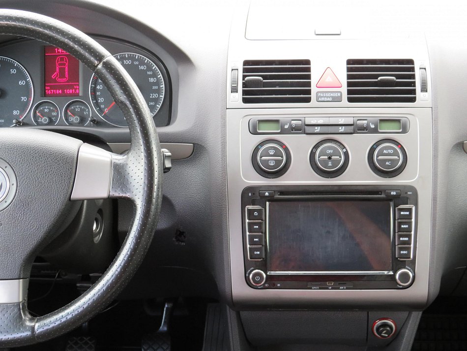 Volkswagen Touran 1.4 TSi CROSS