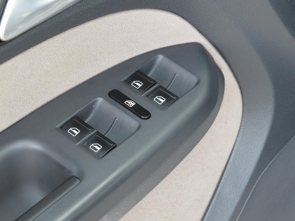 Volkswagen Touran 1.4 TSi CROSS