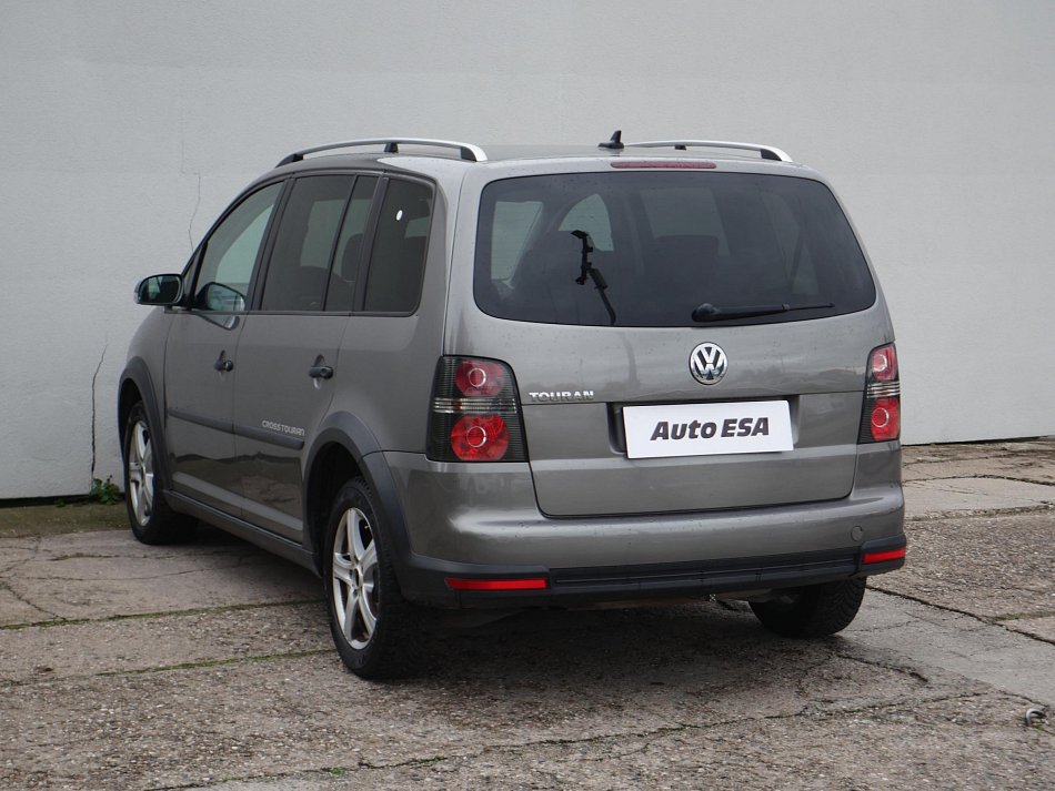 Volkswagen Touran 1.4 TSi CROSS