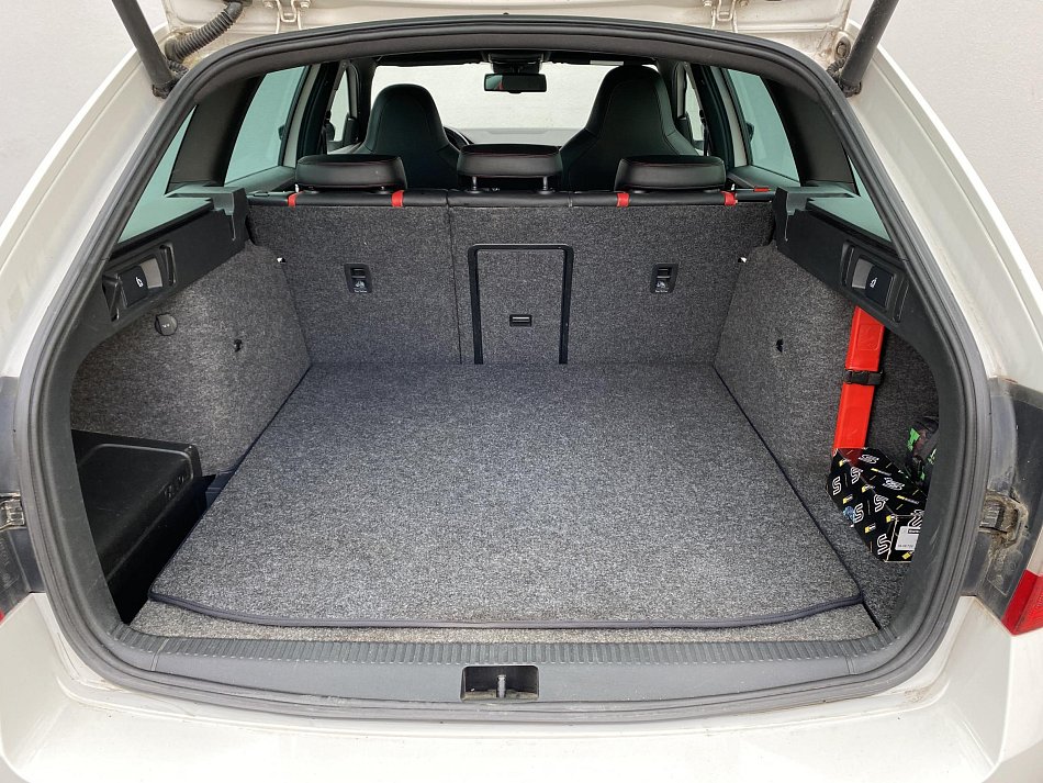 Škoda Octavia III 2.0 TSi RS