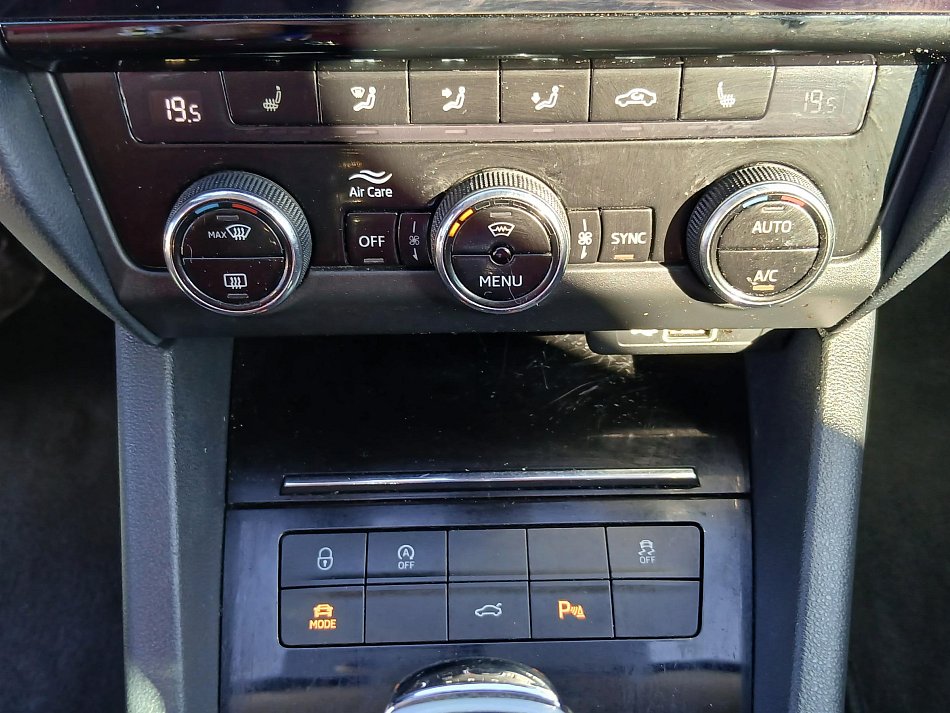 Škoda Octavia III 2.0 TDi Scout 4x4