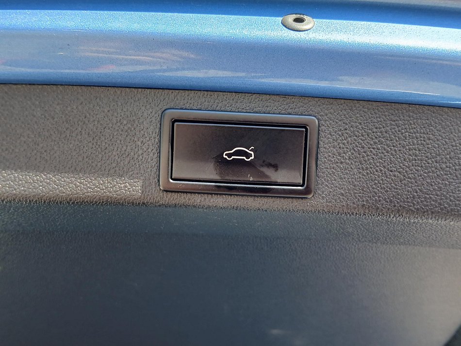 Škoda Octavia III 2.0 TDi Scout 4x4