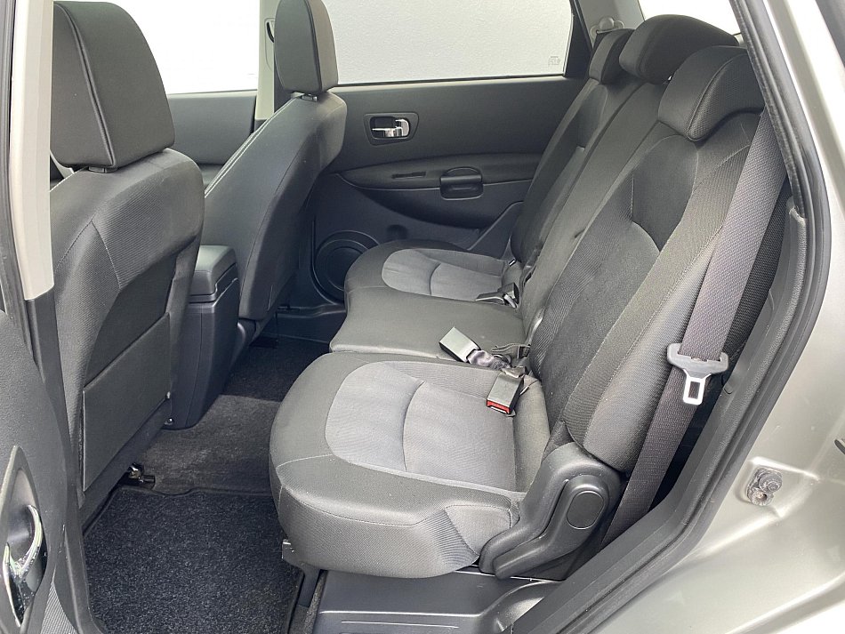 Nissan Qashqai 2.0dCi Acenta +2