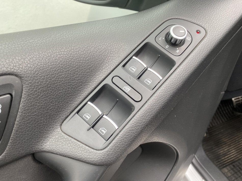 Volkswagen Tiguan 2.0 TDi R-Line 4X4