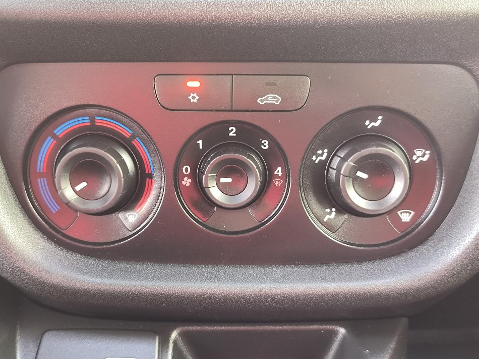 Fiat Dobló cargo 1.4T CNG  SORTIMO DÍLNA