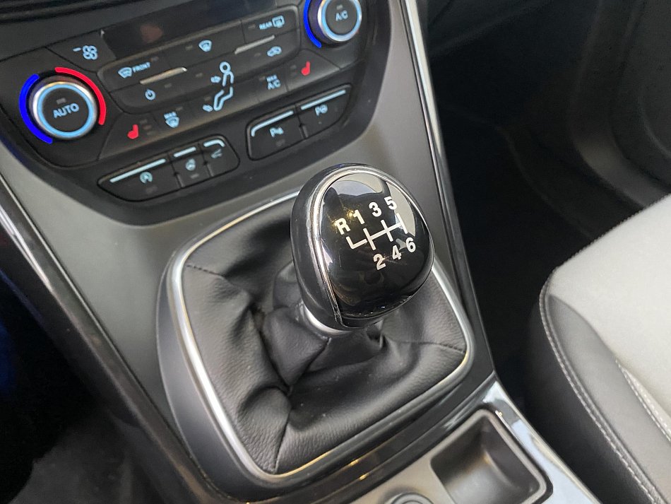 Ford Kuga 1.5 EB Titanium