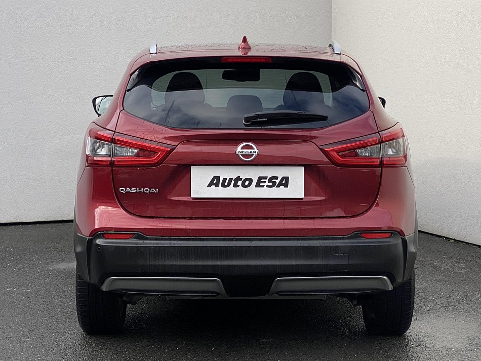 Nissan Qashqai 1.3 DiG-T N-Connecta 4x2