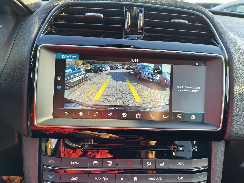 Jaguar F-Pace 2.0 TD4  4x4