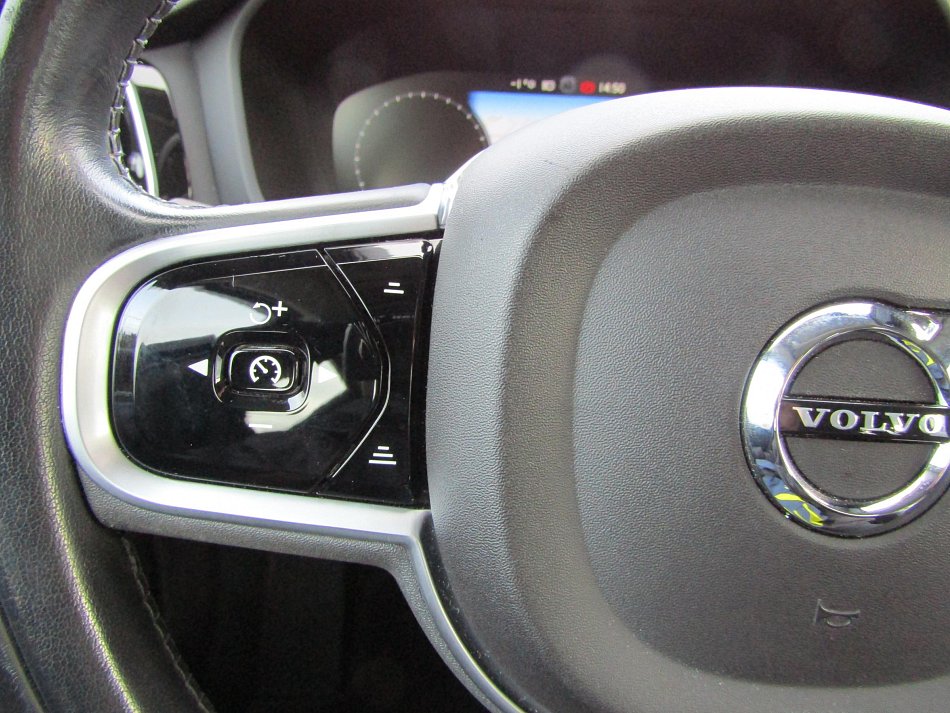 Volvo V60 2.0 D3 Momentum