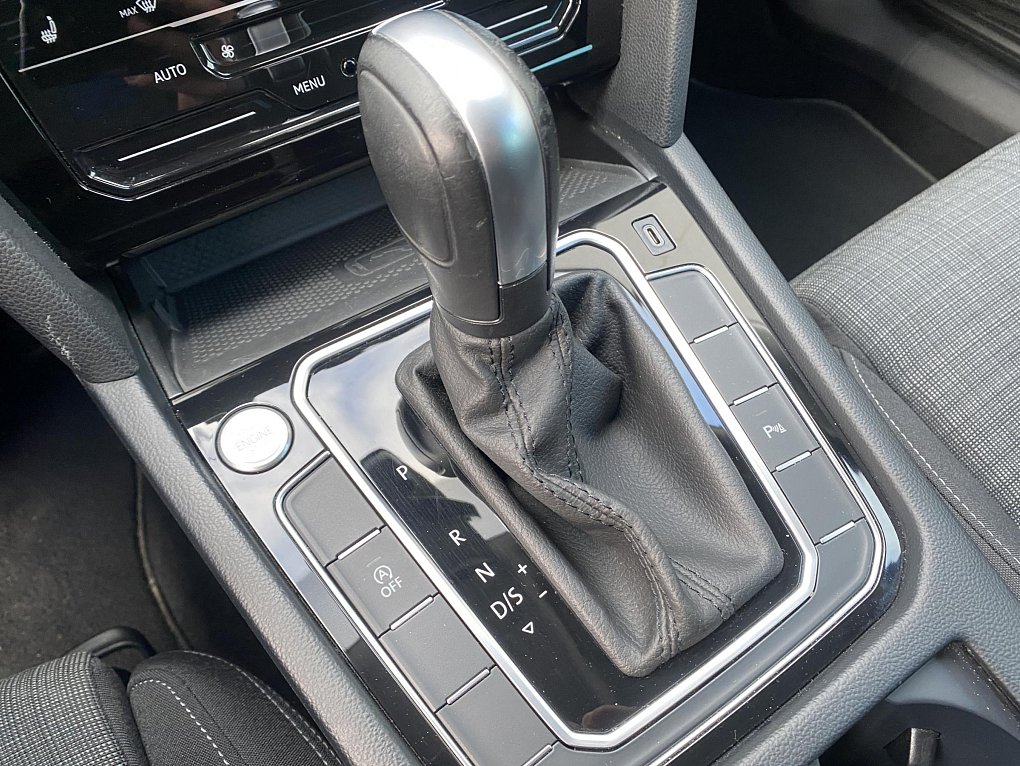 Volkswagen Passat 2.0 TDi Business