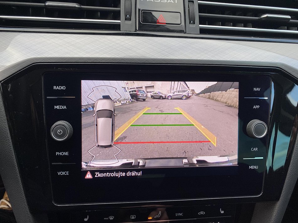 Volkswagen Passat 2.0 TDi Business