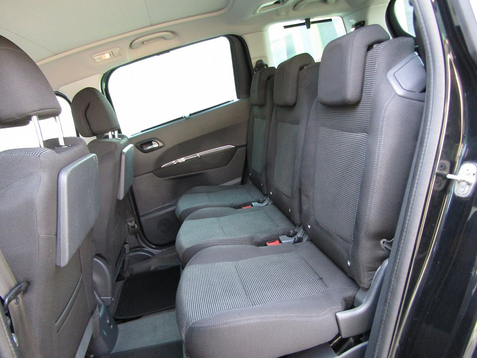 Peugeot 5008 2.0 HDi 