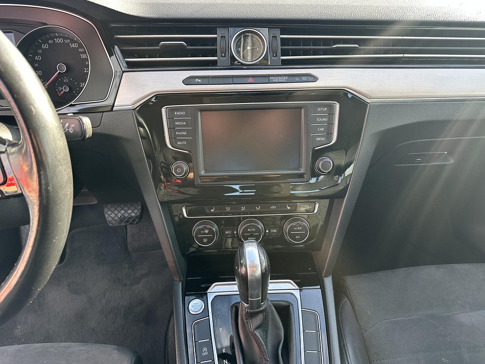 Volkswagen Passat 2.0TDi 