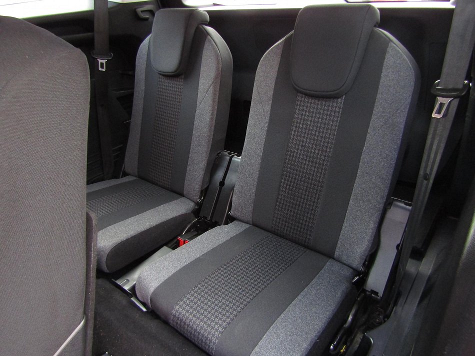 Peugeot 5008 1.6 HDi 