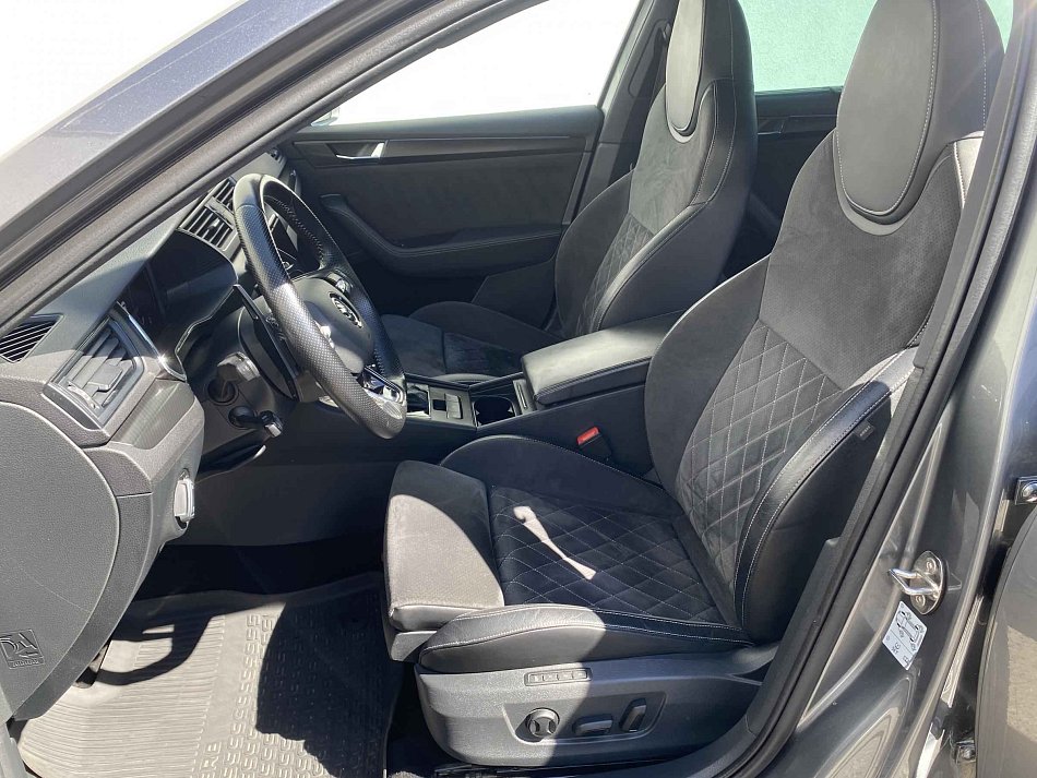 Škoda Superb III 2.0TDi SportLine 4x4