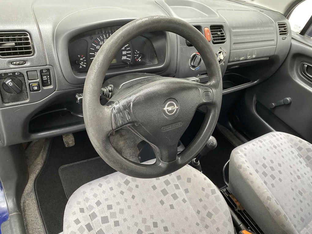 Opel Agila 1.0i 