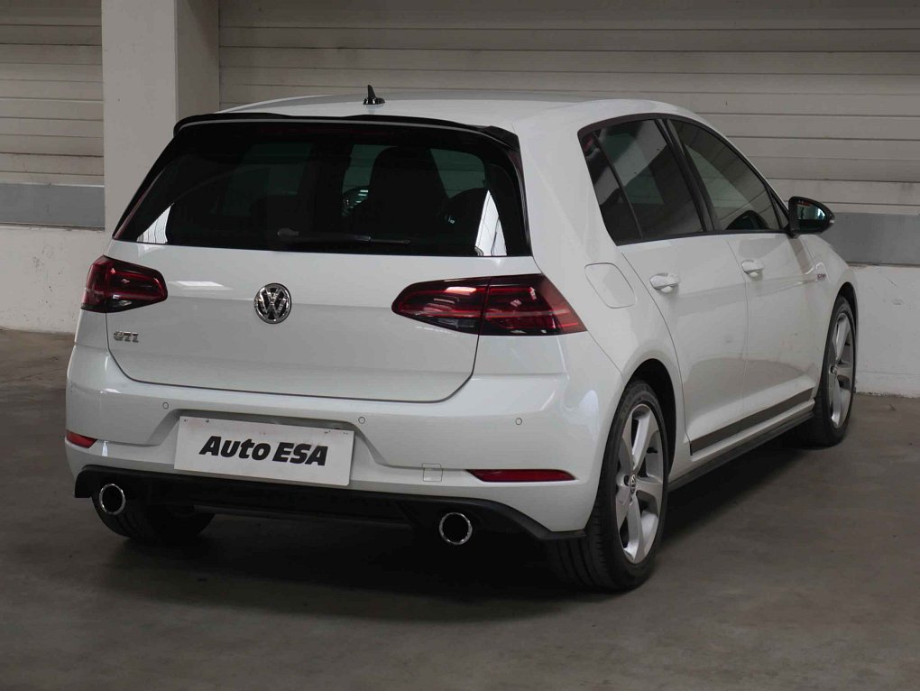 Volkswagen Golf 2.0 TSi GTi