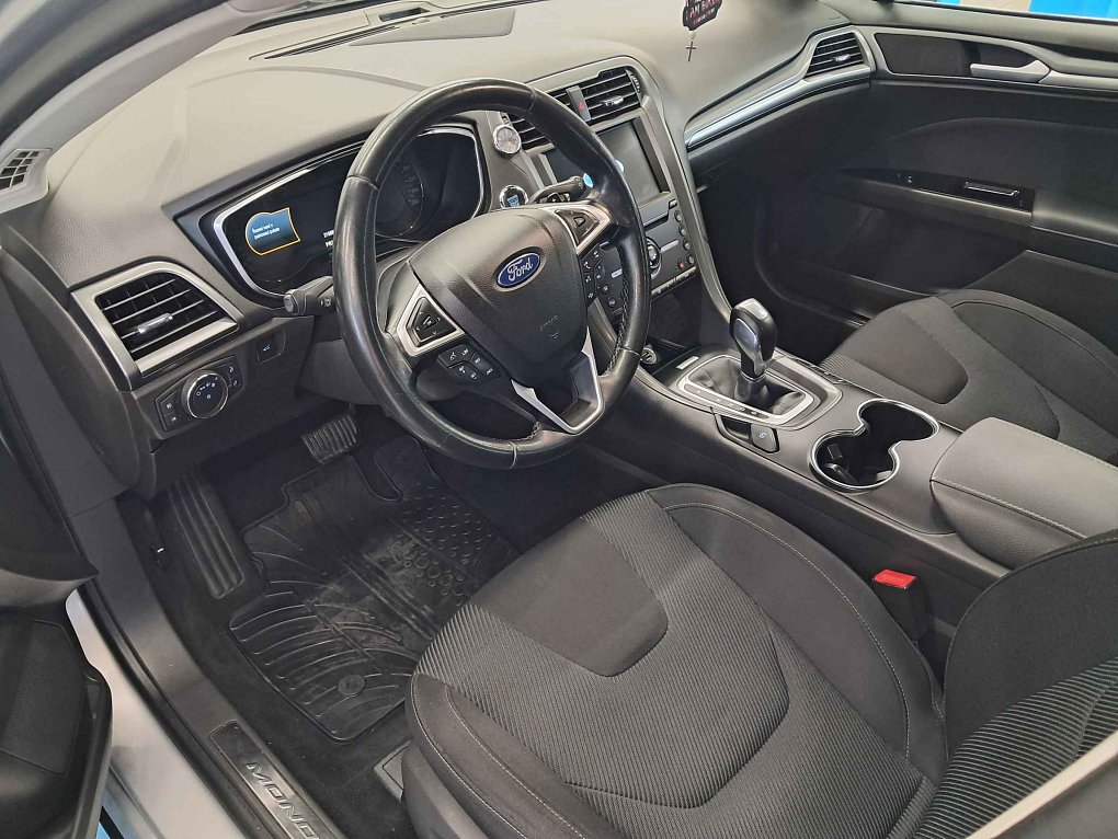 Ford Mondeo 2.0 DCi 