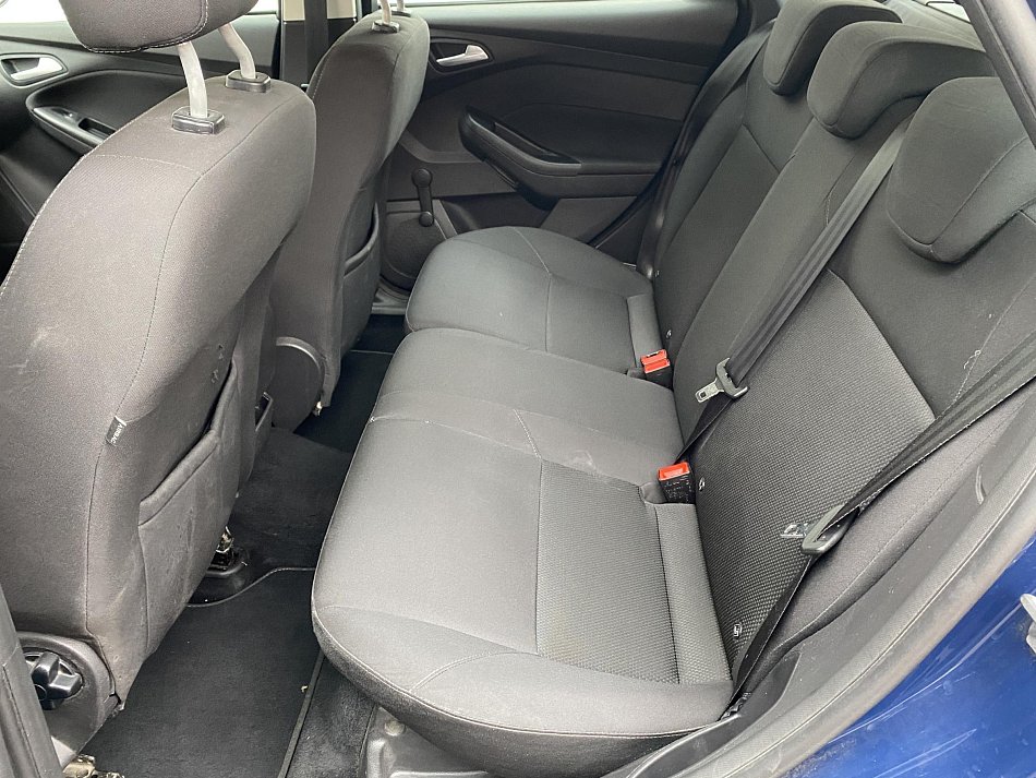 Ford Focus 1.6i 