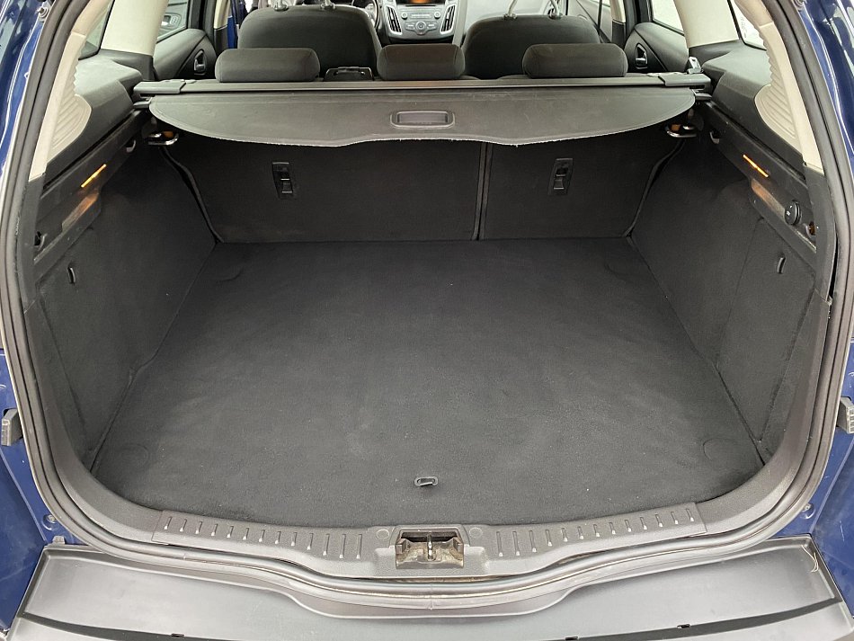 Ford Focus 1.6i 