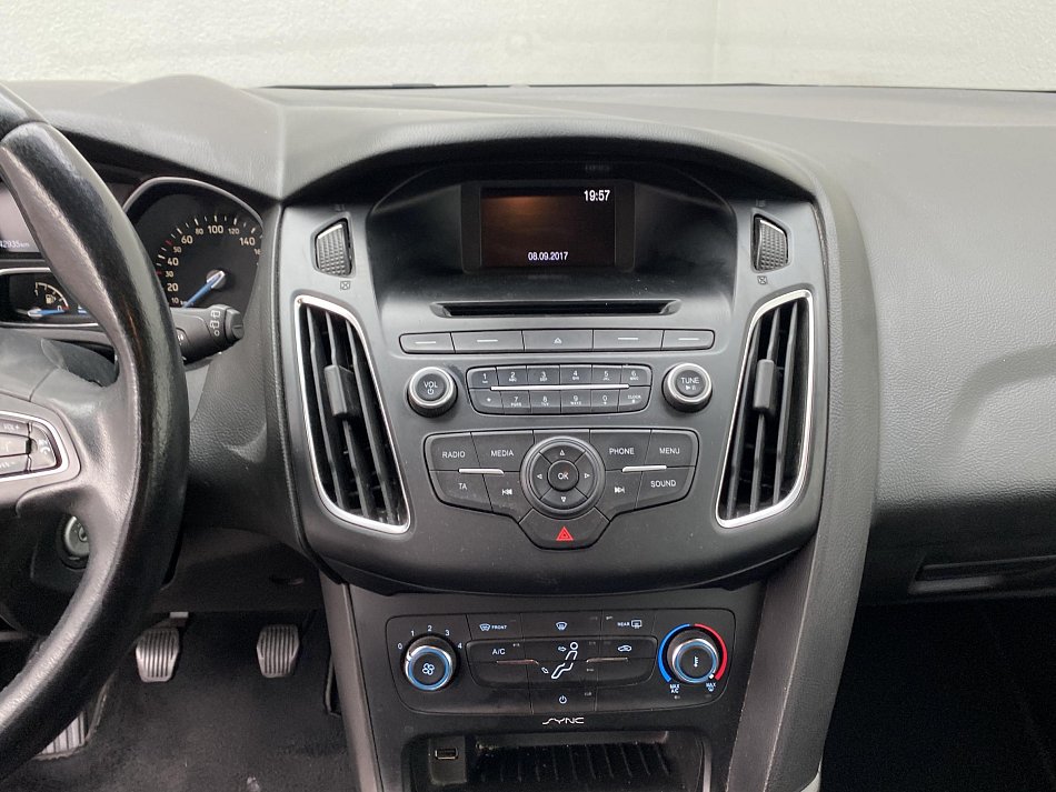 Ford Focus 1.6i 