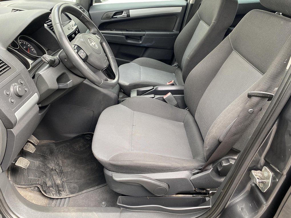 Opel Zafira 1.7 CDTi Edition111 7míst