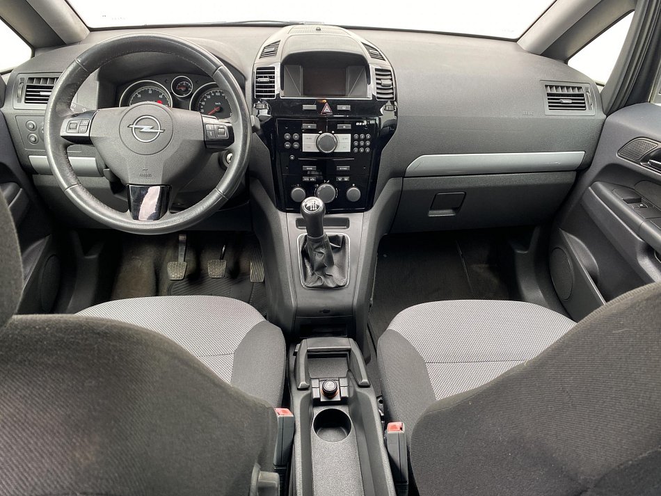 Opel Zafira 1.7 CDTi Edition111