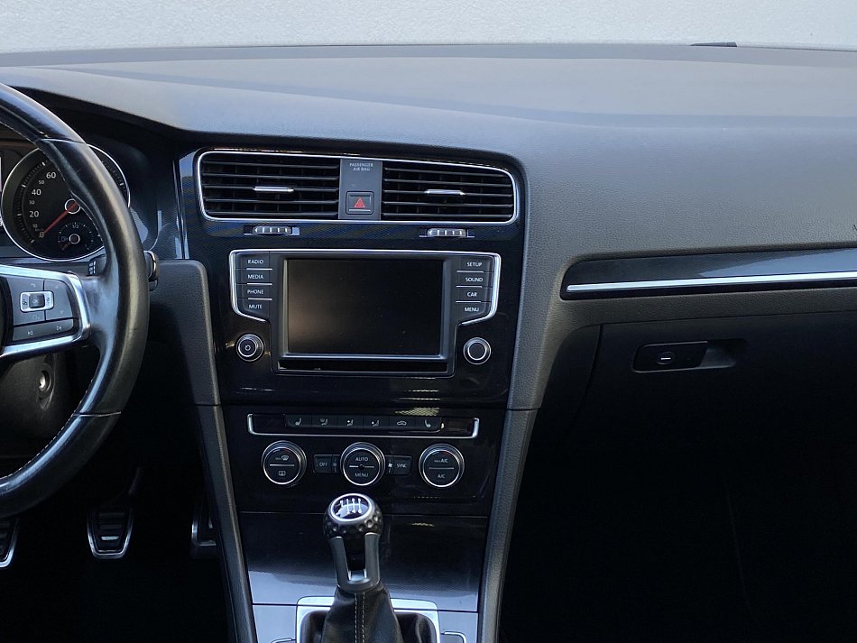 Volkswagen Golf 2.0TDi GTD