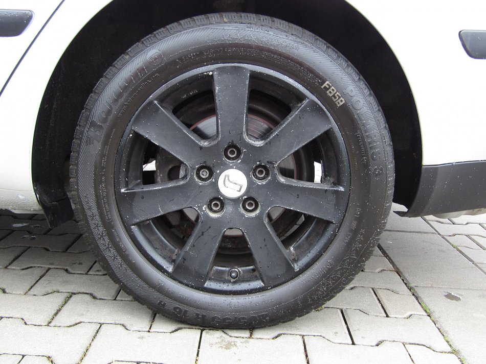 Škoda Octavia II 1.6FSi 