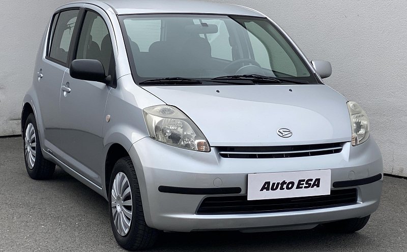 Daihatsu Sirion 1.0i 