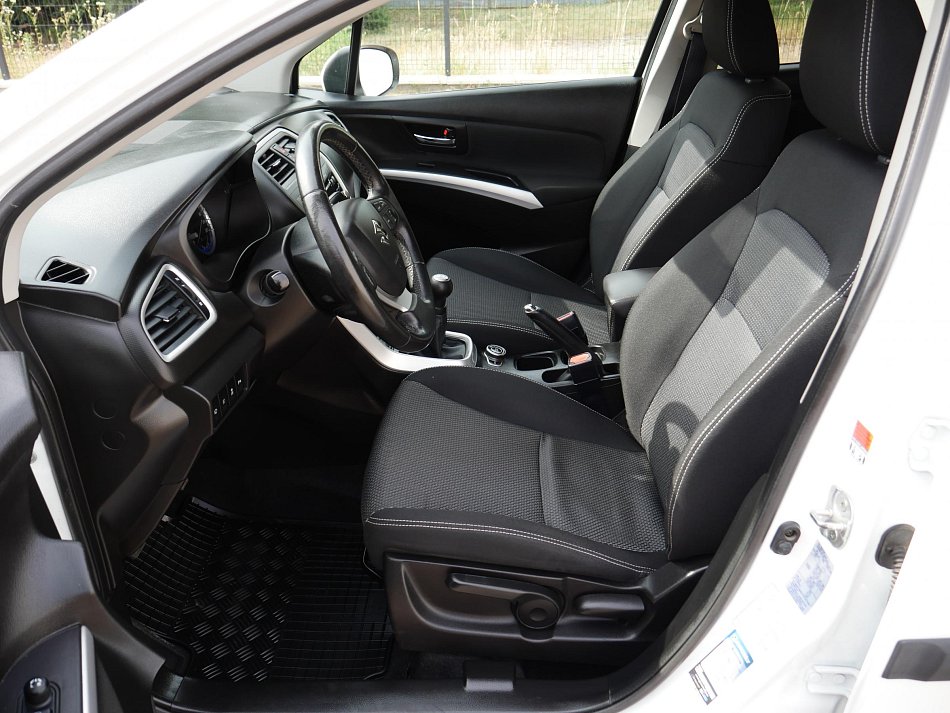 Suzuki S-Cross 1.6VVT 