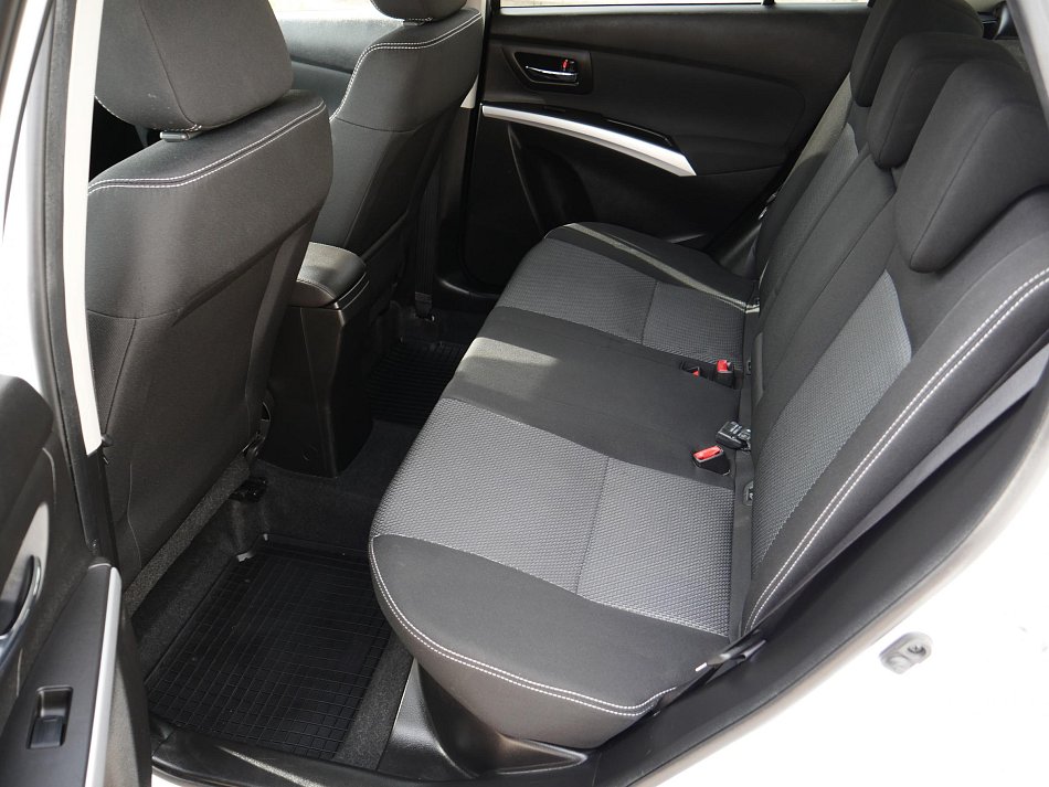 Suzuki S-Cross 1.6VVT 