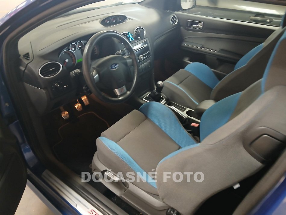 Ford Focus 2.5 