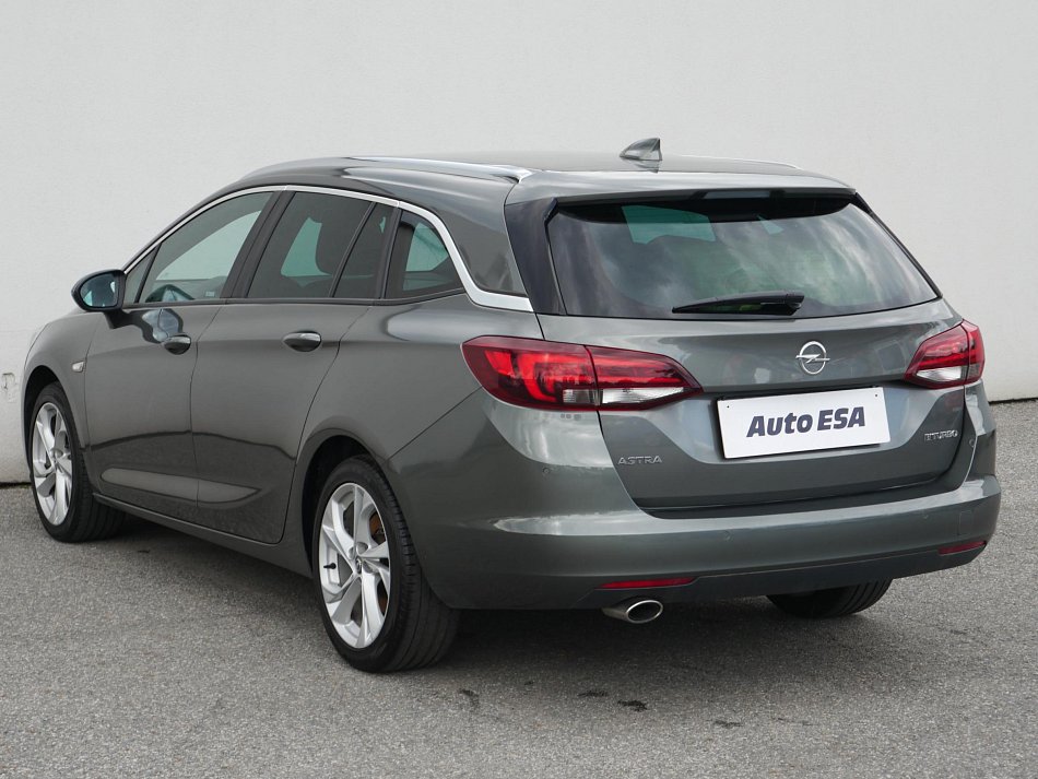 Opel Astra 1.6 CDTi 