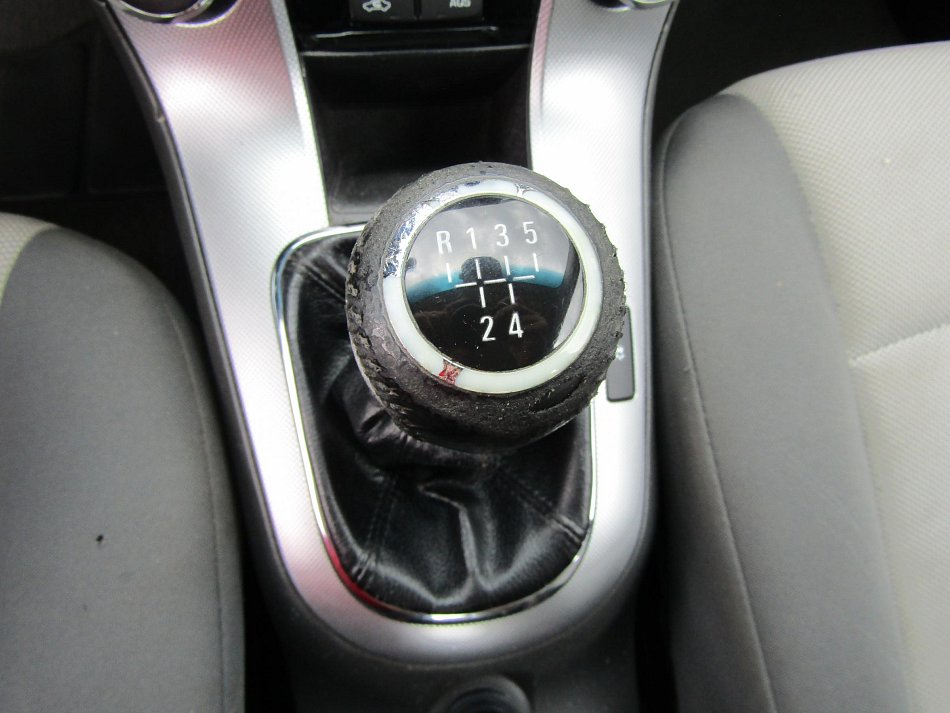 Chevrolet Cruze 1.8i 