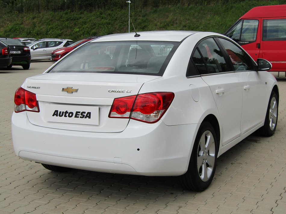 Chevrolet Cruze 1.8i 