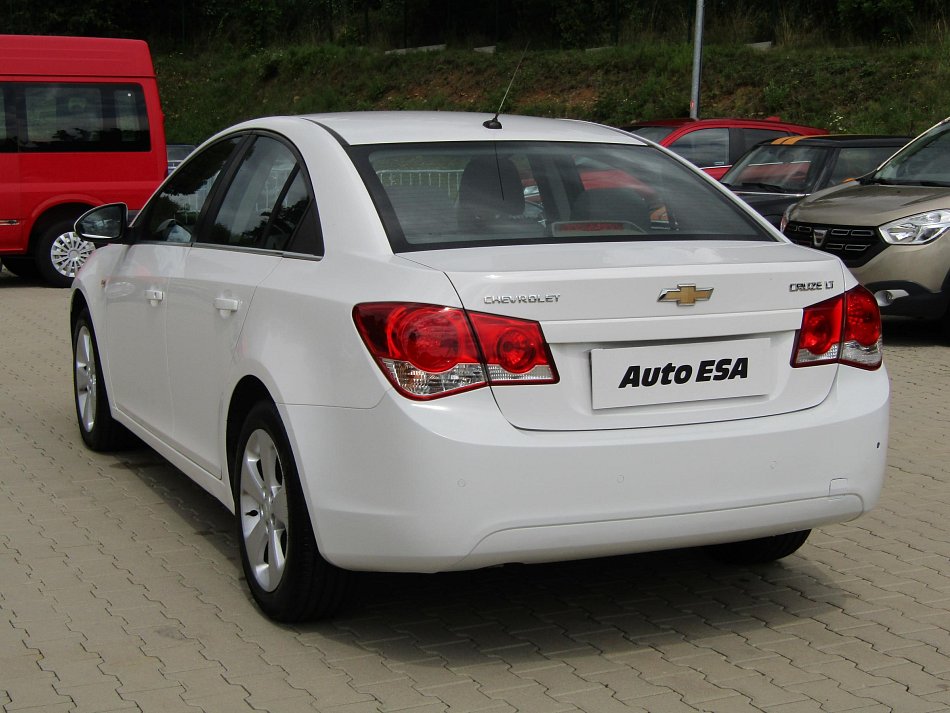 Chevrolet Cruze 1.8i 