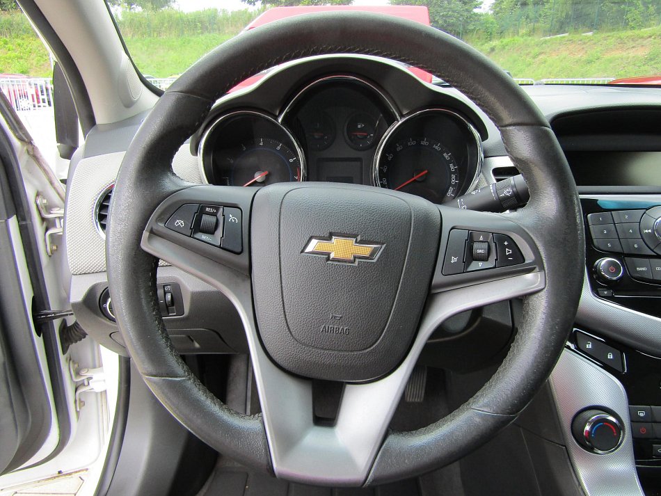 Chevrolet Cruze 1.8i 