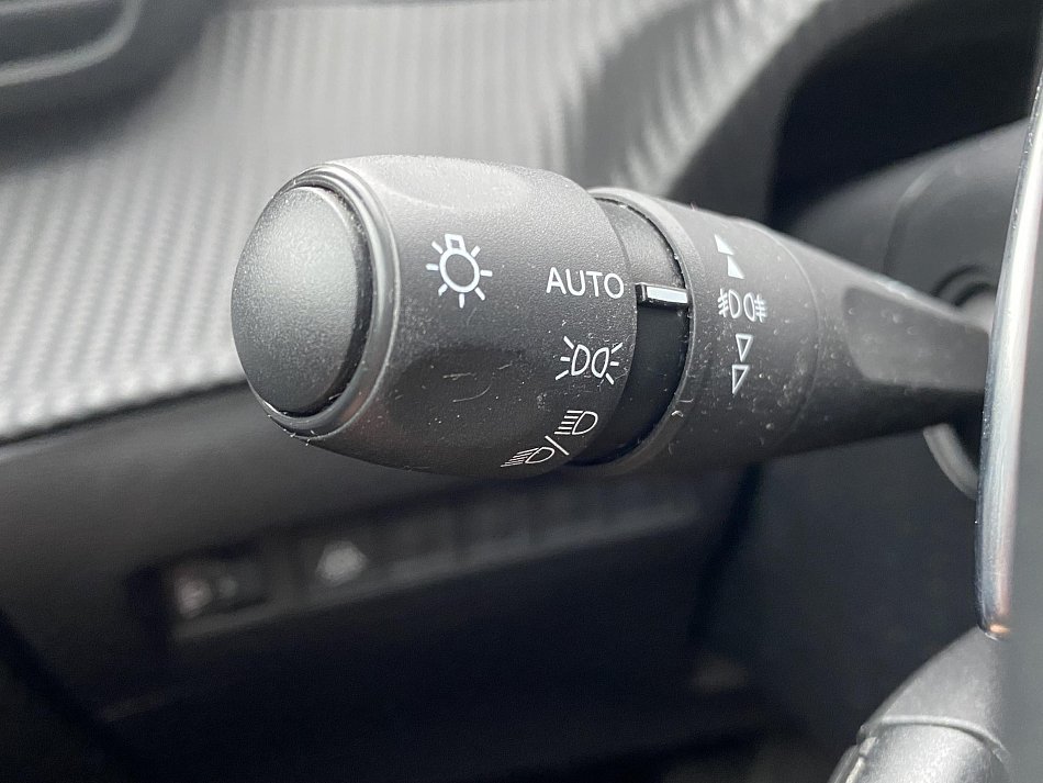 Peugeot 2008 1.5 HDi Active