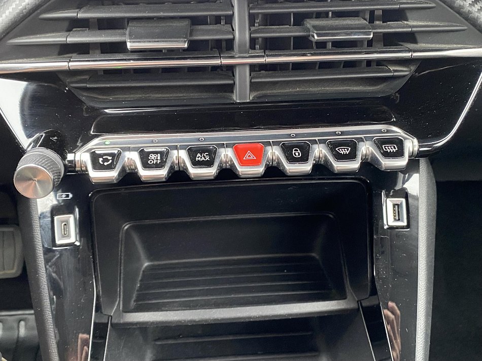 Peugeot 2008 1.5 HDi Active