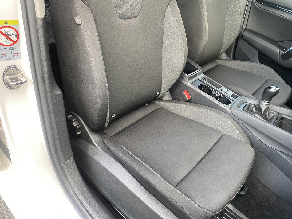 Škoda Octavia IV 1.5 TSi Active