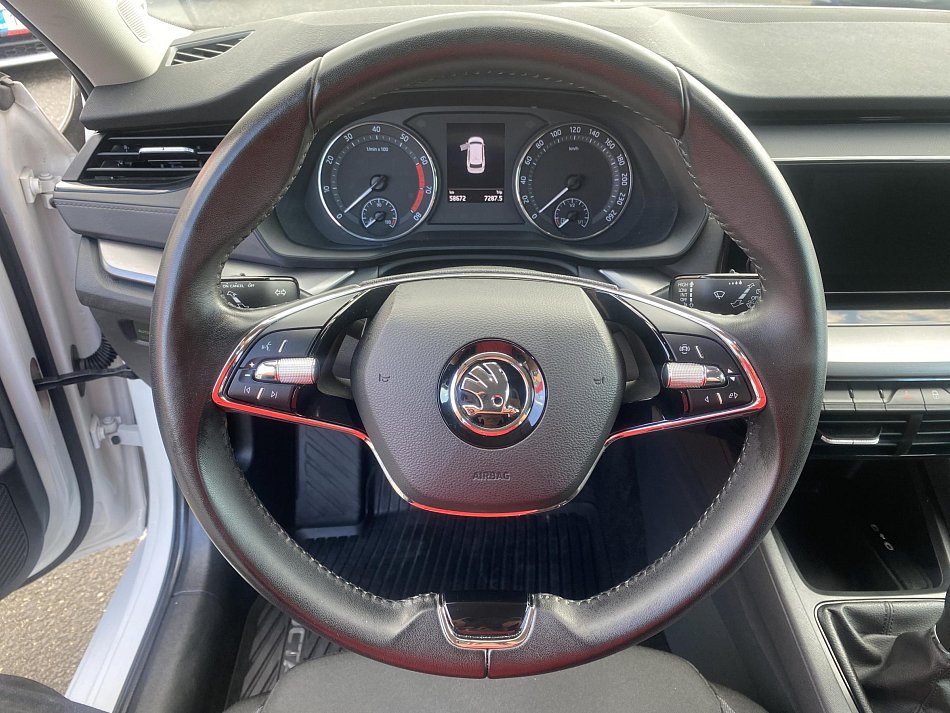 Škoda Octavia IV 1.5 TSi Active