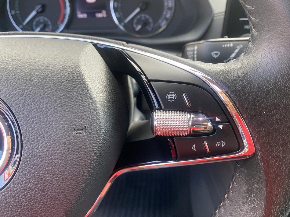 Škoda Octavia IV 1.5 TSi Active